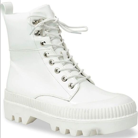 CHASE AND CHLOE Chelsey Shiny Patent Lug Sole Lace Up Side Zip Combat Boots 8.5 - Picture 1 of 5